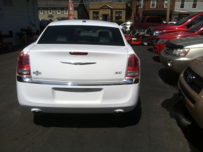 2012 Chrysler 300  Limited