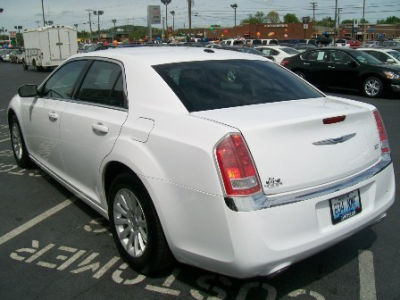 2013 Chrysler 300  Base