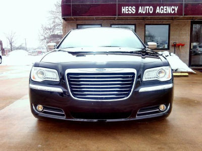 2012 Chrysler 300  Limited