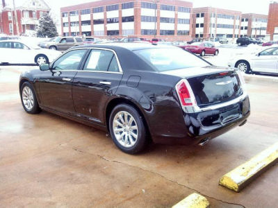 2012 Chrysler 300  Limited