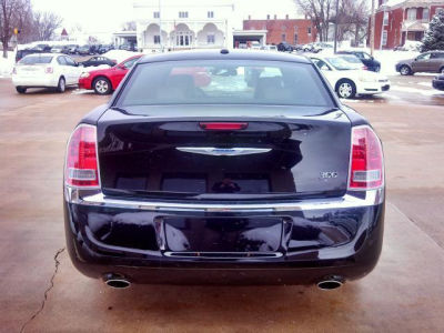 2012 Chrysler 300  Limited