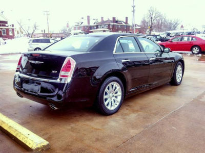 2012 Chrysler 300  Limited