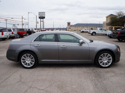 2011 Chrysler 300  Limited