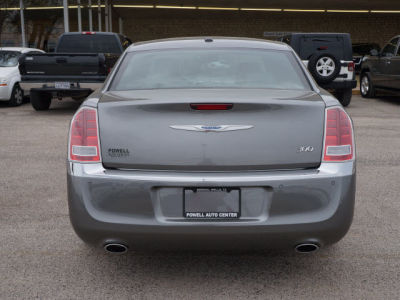 2011 Chrysler 300  Limited