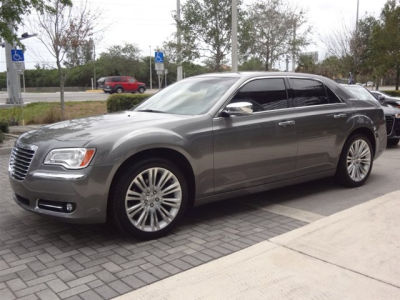 2011 Chrysler 300  Limited