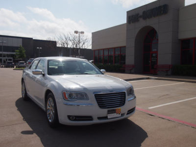 2012 Chrysler 300  Limited