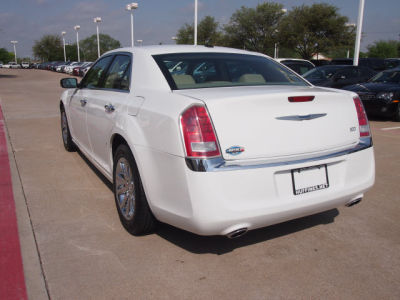 2012 Chrysler 300  Limited