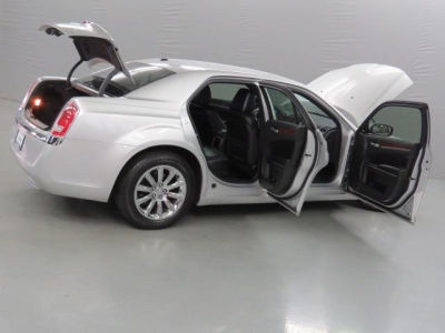 2012 Chrysler 300  Limited