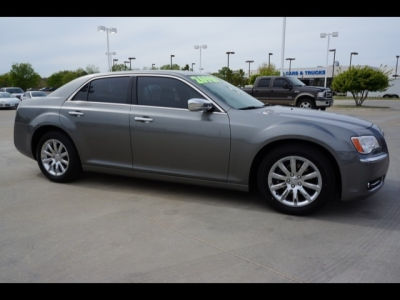 2012 Chrysler 300  Limited