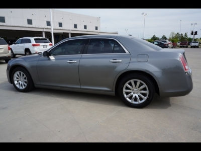 2012 Chrysler 300  Limited