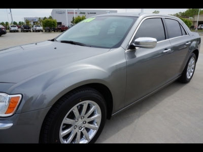 2012 Chrysler 300  Limited