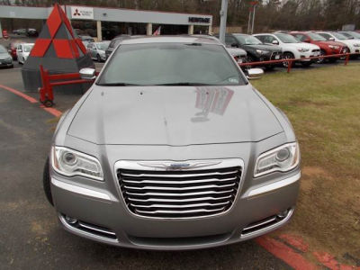 2011 Chrysler 300  Limited