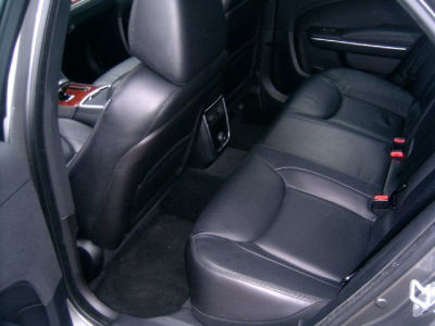 2012 Chrysler 300  Limited