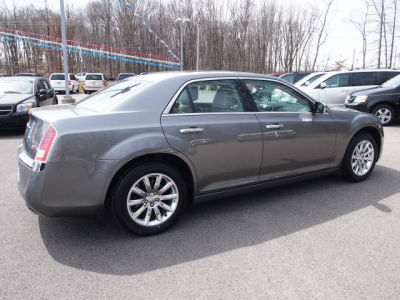 2011 Chrysler 300  Limited