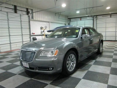 2012 Chrysler 300  Limited