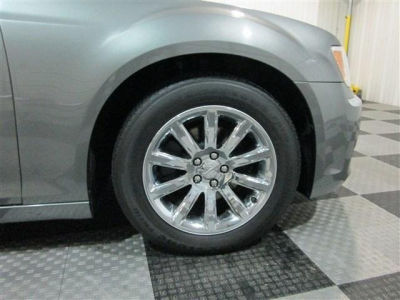 2012 Chrysler 300  Limited