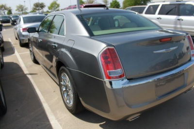 2012 Chrysler 300  Limited