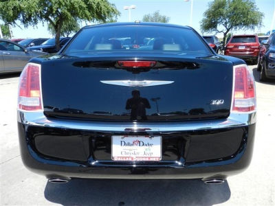 2012 Chrysler 300  Limited