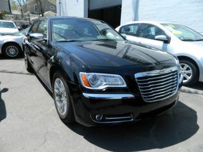 2012 Chrysler 300  Limited