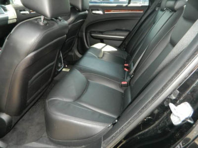 2012 Chrysler 300  Limited