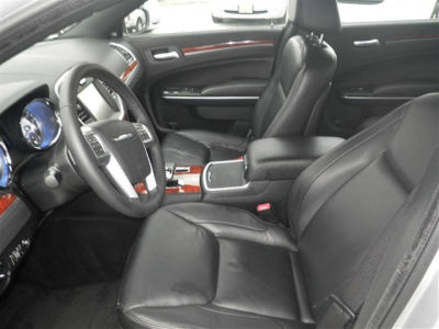 2012 Chrysler 300  Limited