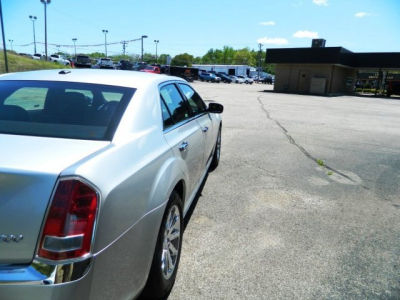 2012 Chrysler 300  Limited