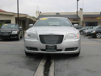 2012 Chrysler 300  Limited