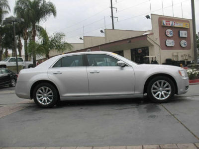 2012 Chrysler 300  Limited