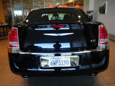 2012 Chrysler 300  Limited