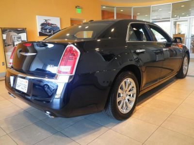 2012 Chrysler 300  Limited