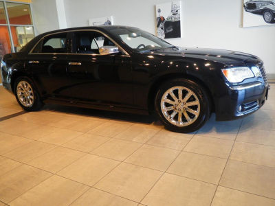 2012 Chrysler 300  Limited