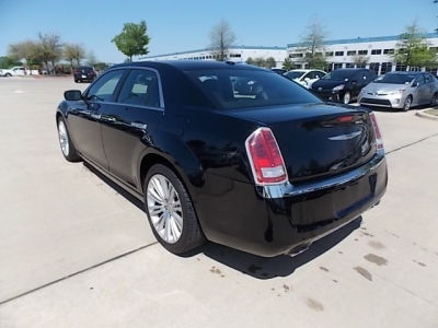 2012 Chrysler 300  Limited