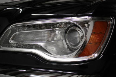 2012 Chrysler 300  Limited