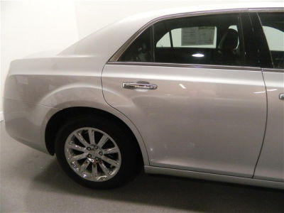 2012 Chrysler 300  Limited