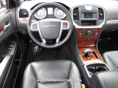 2012 Chrysler 300  Limited