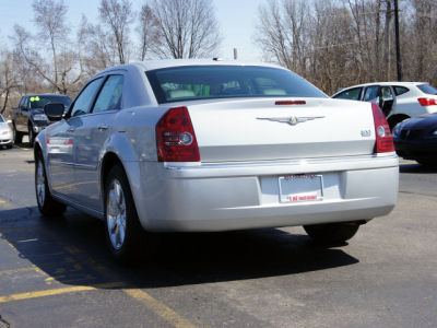 2010 Chrysler 300  Limited