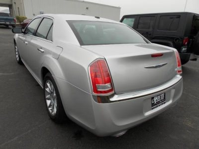 2012 Chrysler 300  Limited