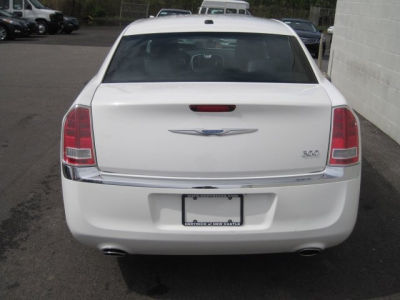 2012 Chrysler 300  Limited