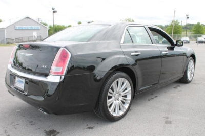 2011 Chrysler 300  Limited