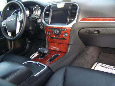 2012 Chrysler 300  Limited