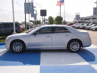 2012 Chrysler 300  Limited