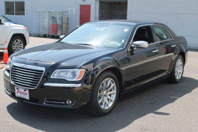 2012 Chrysler 300  Limited