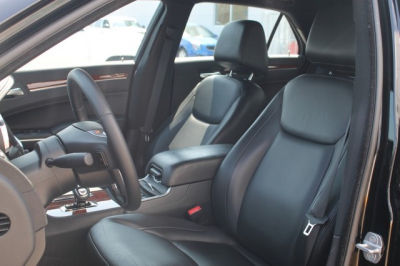 2012 Chrysler 300  Limited