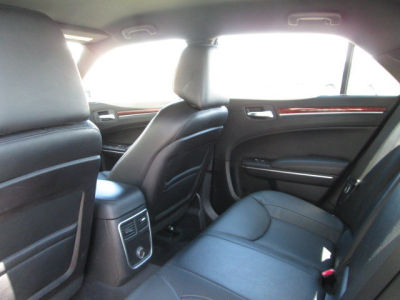 2012 Chrysler 300  Limited