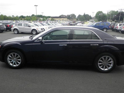 2011 Chrysler 300  Limited