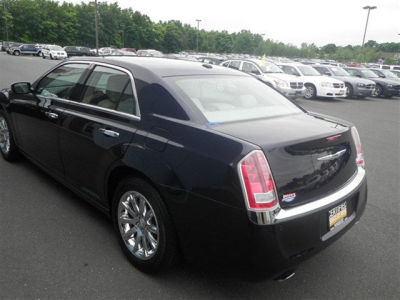 2011 Chrysler 300  Limited