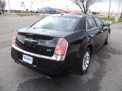 2012 Chrysler 300  Limited