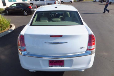 2012 Chrysler 300  Limited