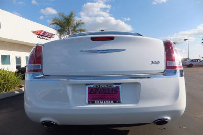 2012 Chrysler 300  Limited