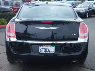 2012 Chrysler 300  Limited